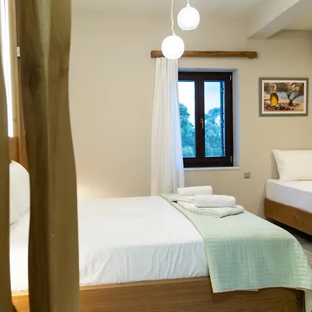 Armenopetra View Yerolimin