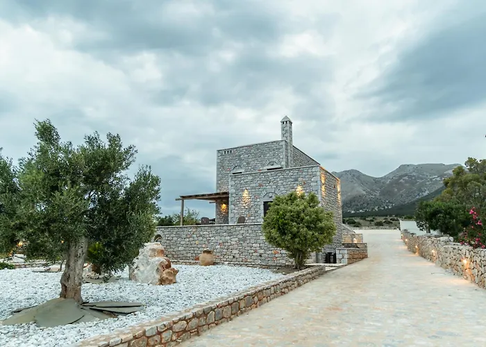 Armenopetra View Apart-hotel