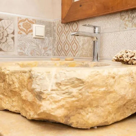 Apartmanhotel Armenopetra View 3*