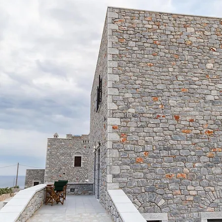 Armenopetra View Yerolimin