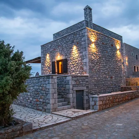 Armenopetra View 3* Jeroliménasz