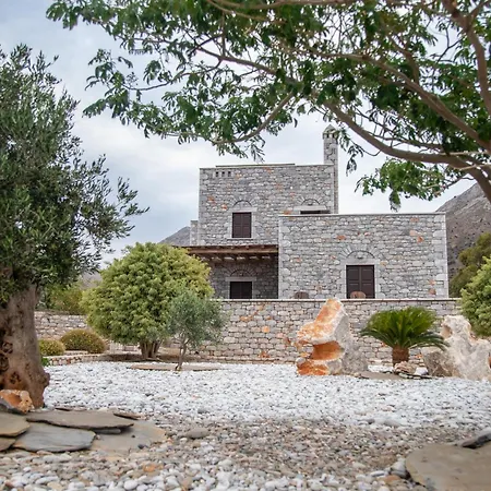 Ξενοδοχείο με διαμερίσματα Armenopetra View Gerolimenas 3*
