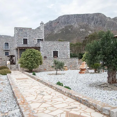 Ξενοδοχείο με διαμερίσματα Armenopetra View Gerolimenas 3*