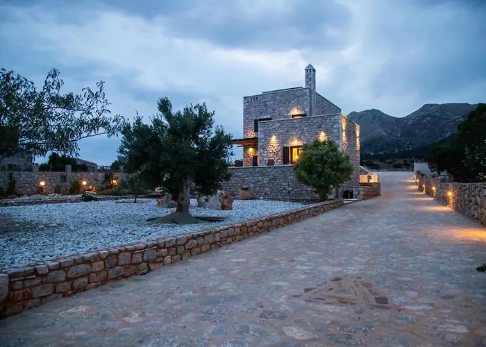 Armenopetra View Еролимин