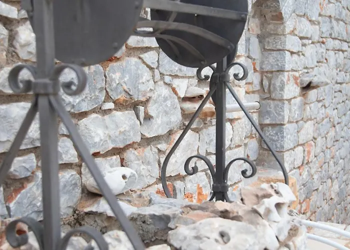 Апарт-отель Armenopetra View Еролимин