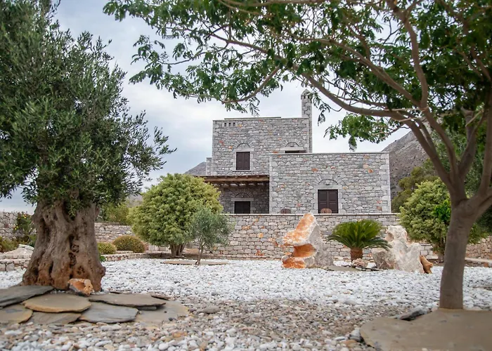 Апарт-отель Armenopetra View 3*