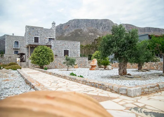 Armenopetra View 3* Yerolimin