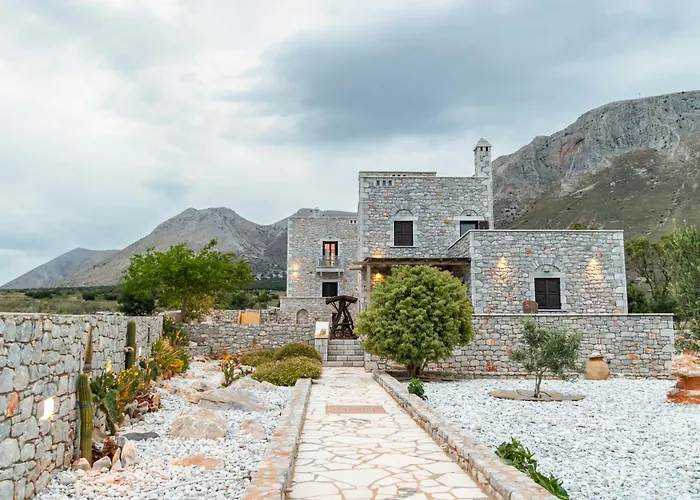 Armenopetra View Yerolimin