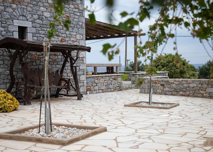 Armenopetra View Apart-hotel Yerolimin